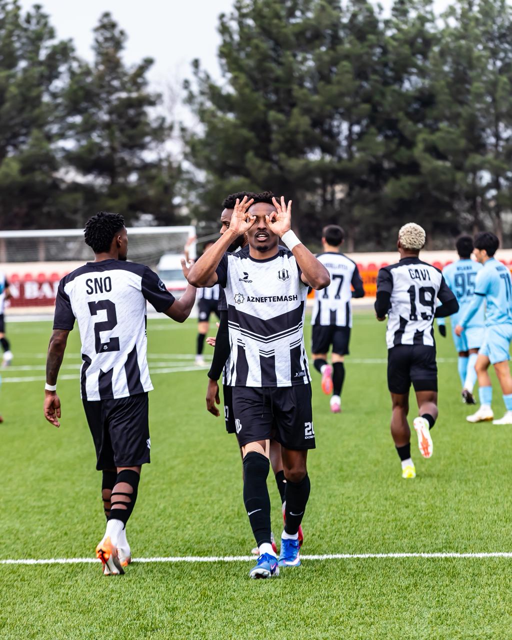 "Karvan" və "Sumqayıt"dan gərgin bərabərlik