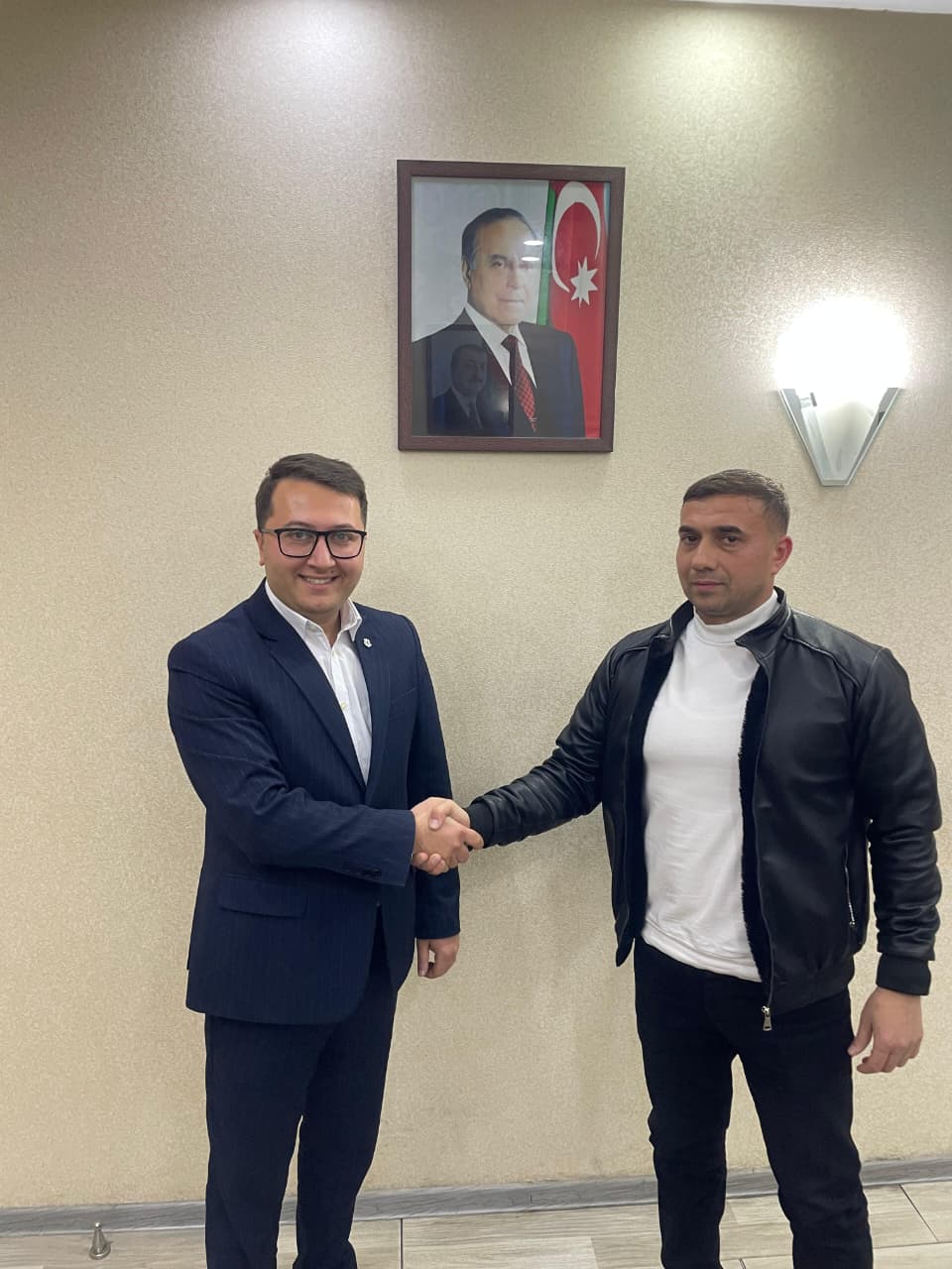 Yevlax təmsilçisində dəyişiklik: Müqaviləyə xitam verildi