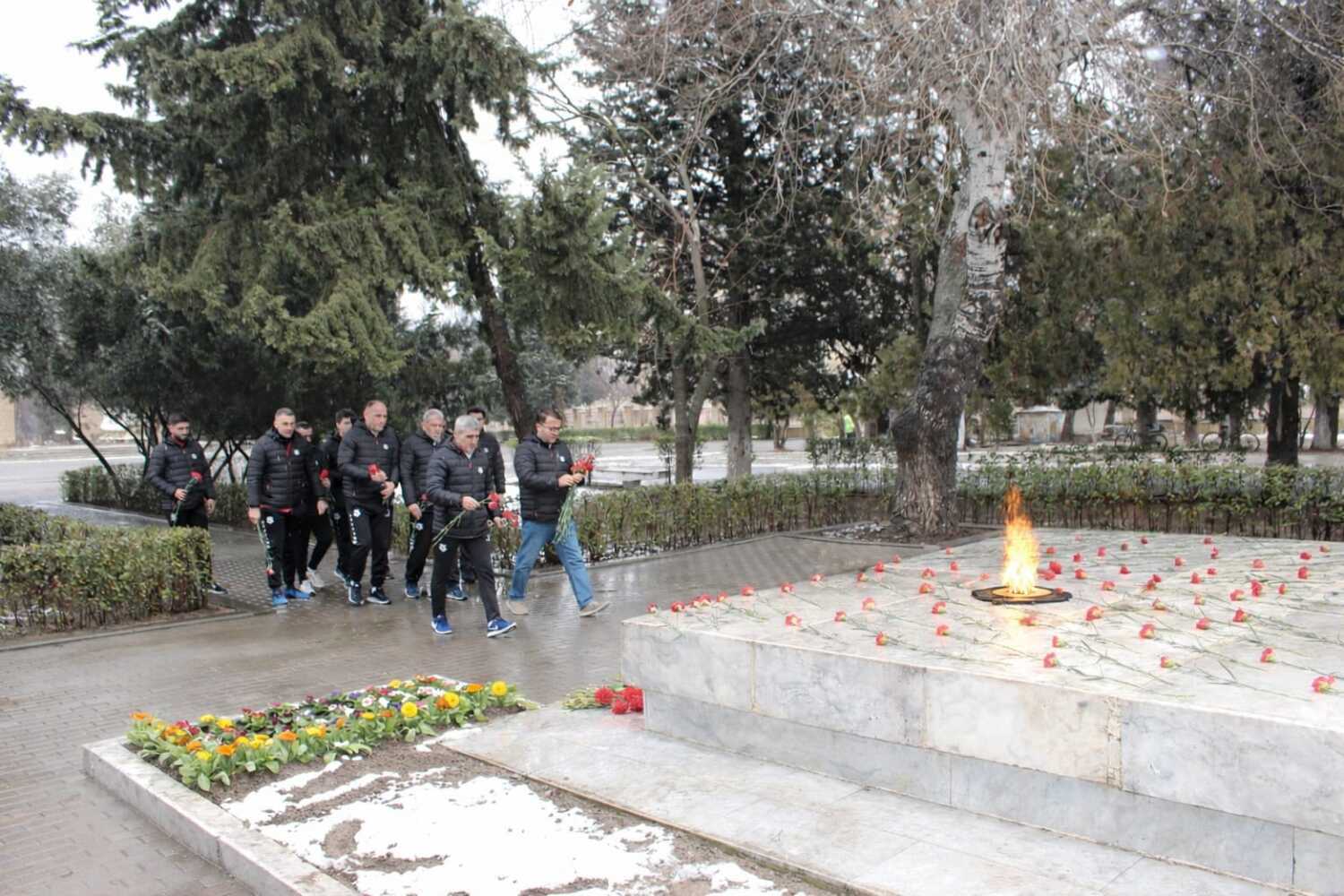 "Karvan" FK Şəhidlərimizin xatirəsini ehtiramla yad etdi